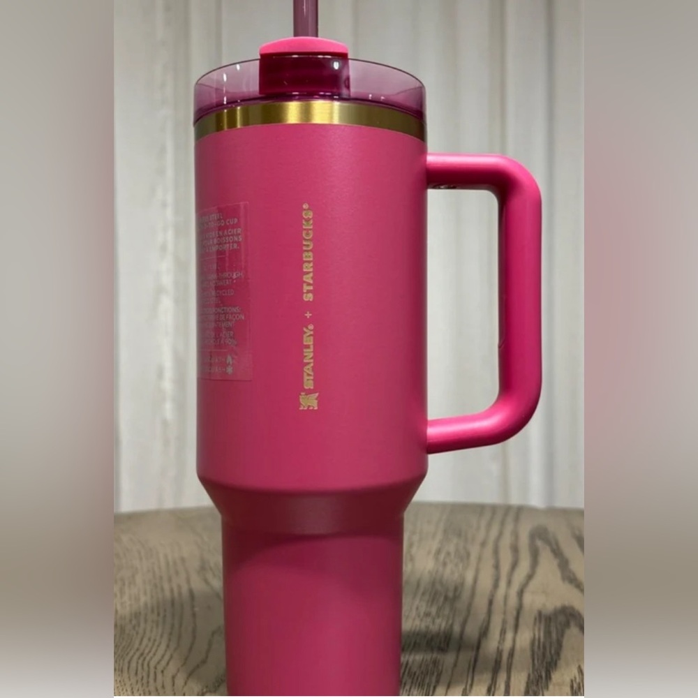 Starbucks berry limited edition Stanley